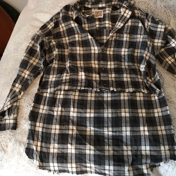 LF Tops - LF Furst of a Kind cropped distressed flannel black and white one size
